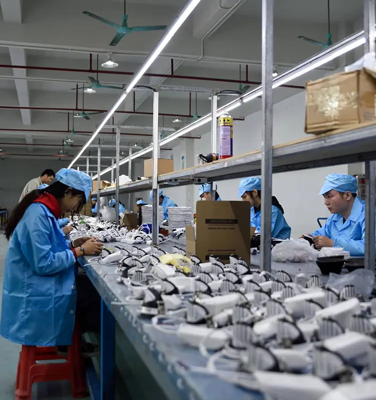 production-line-4 lighting production line